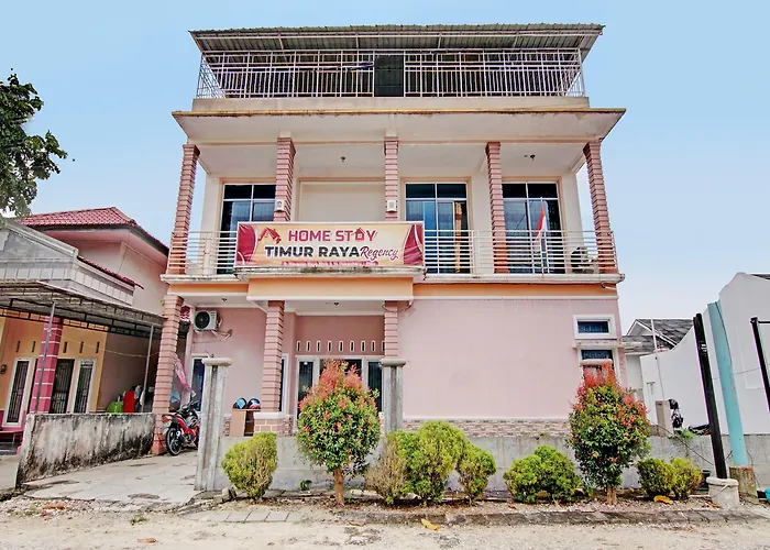 OYO 92211 Timur Raya Homestay Syariah Pekanbaru